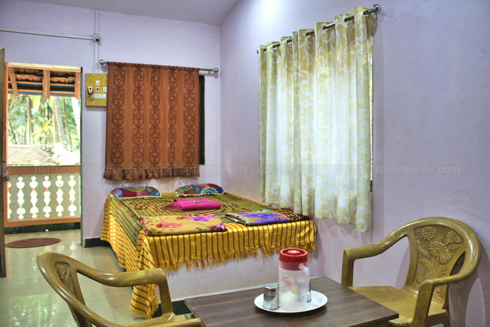 Ashish-Resort-Budget-rooms-in-tarkarli-1