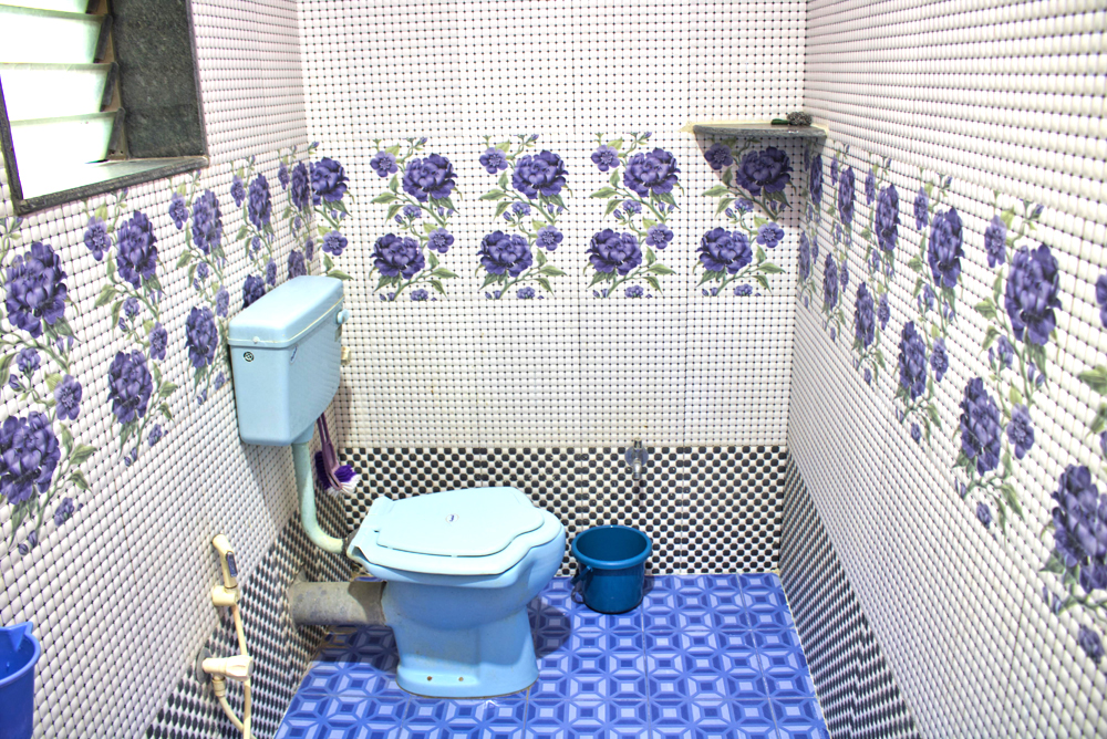 Ashish-Resort-Toilet-and-bathroom